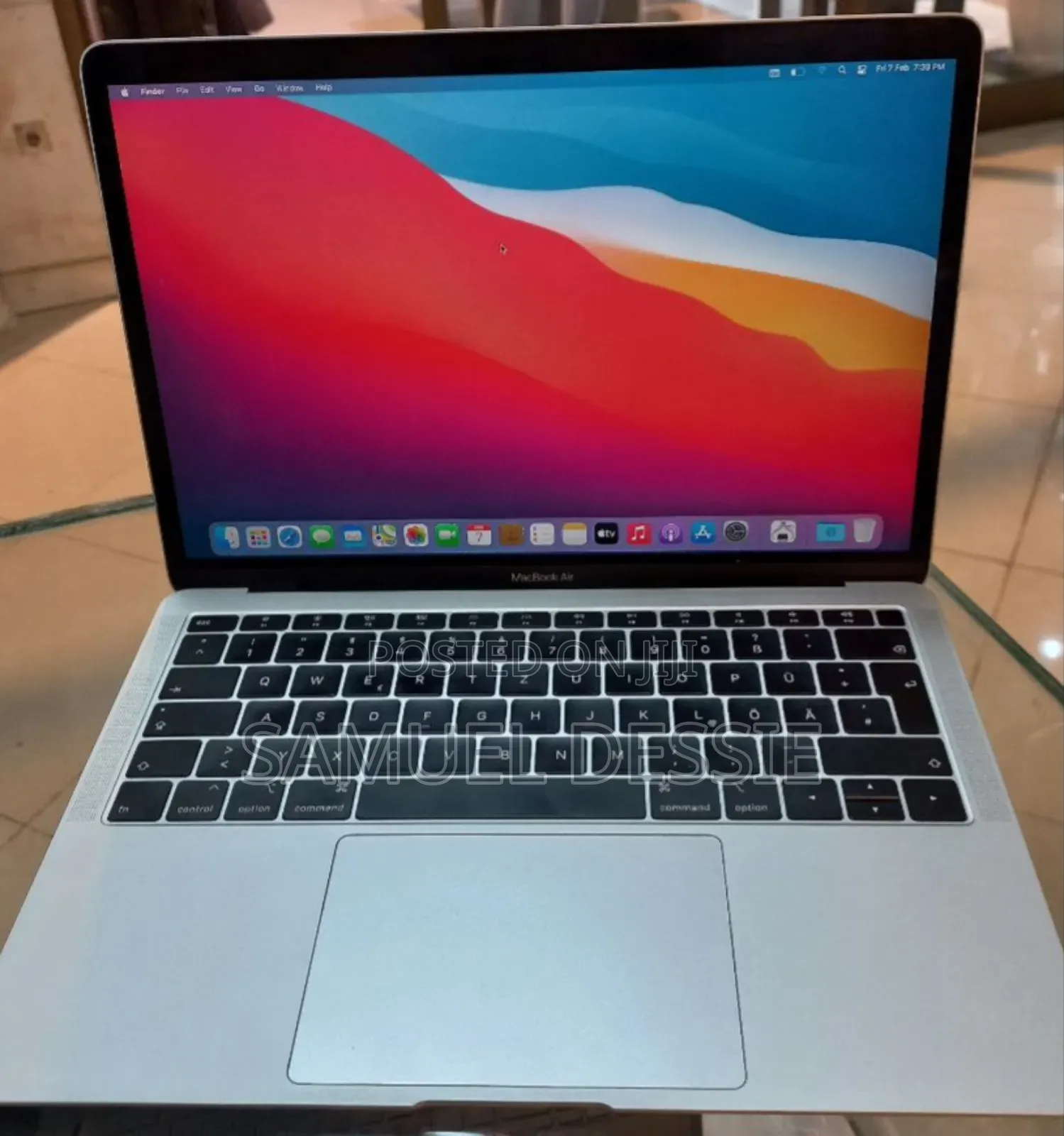 New Laptop Apple MacBook Air 2019 8GB Intel Core I5 SSD 128GB