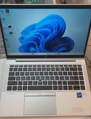 Photo - New Laptop HP EliteBook 840 16GB Intel Core I7 SSD 512GB