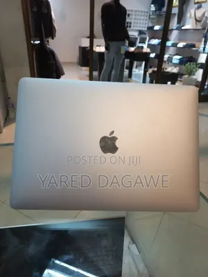 New Laptop Apple MacBook Air 2019 8GB Intel Core I5 SSD 128GB
