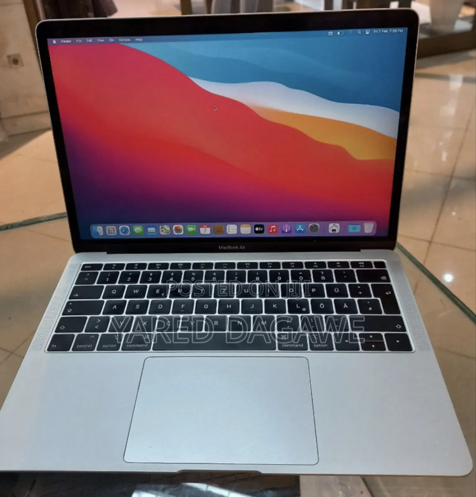 New Laptop Apple MacBook Air 2019 8GB Intel Core I5 SSD 128GB