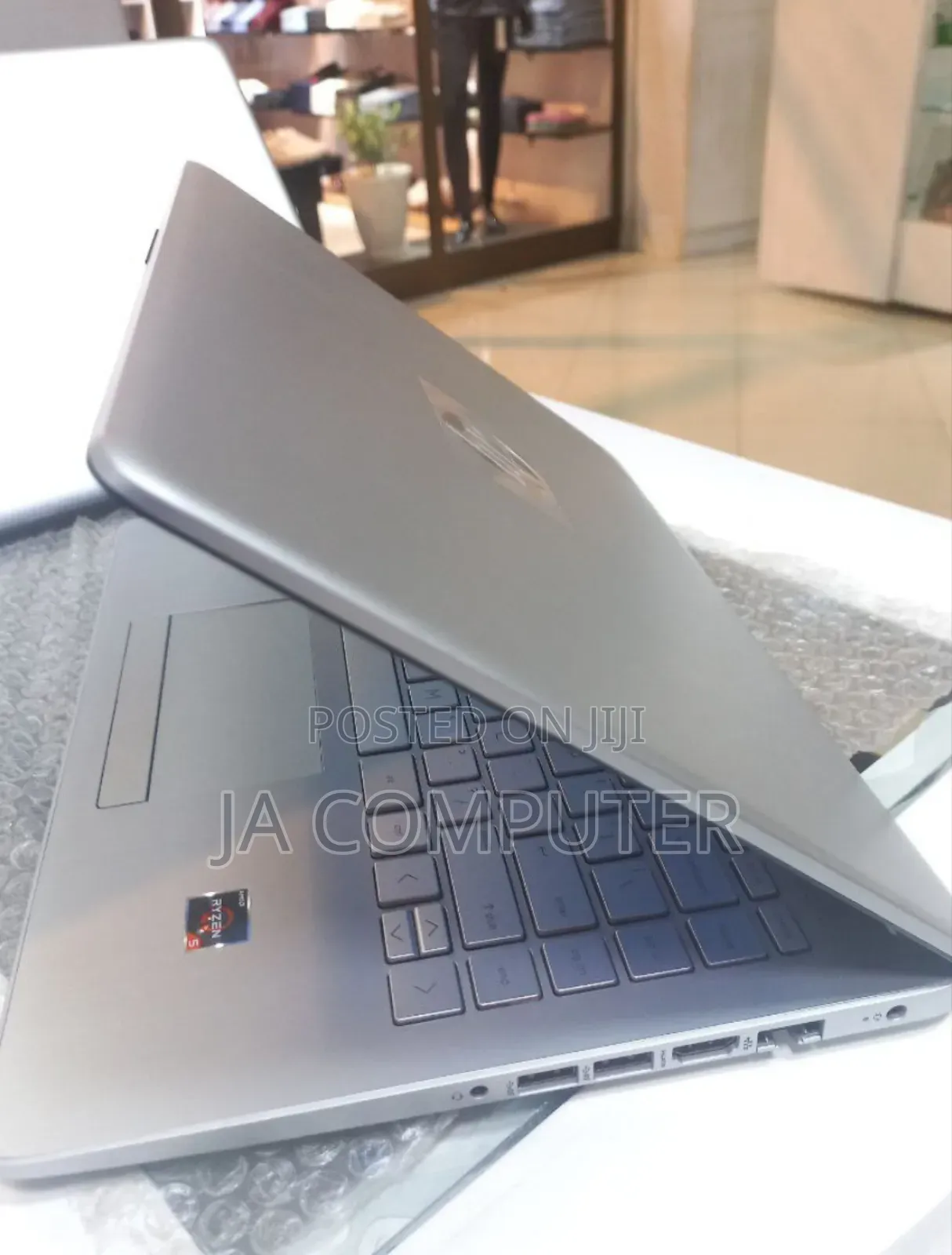 New Laptop HP Stream Notebook 8GB AMD Ryzen 5 SSD 512GB