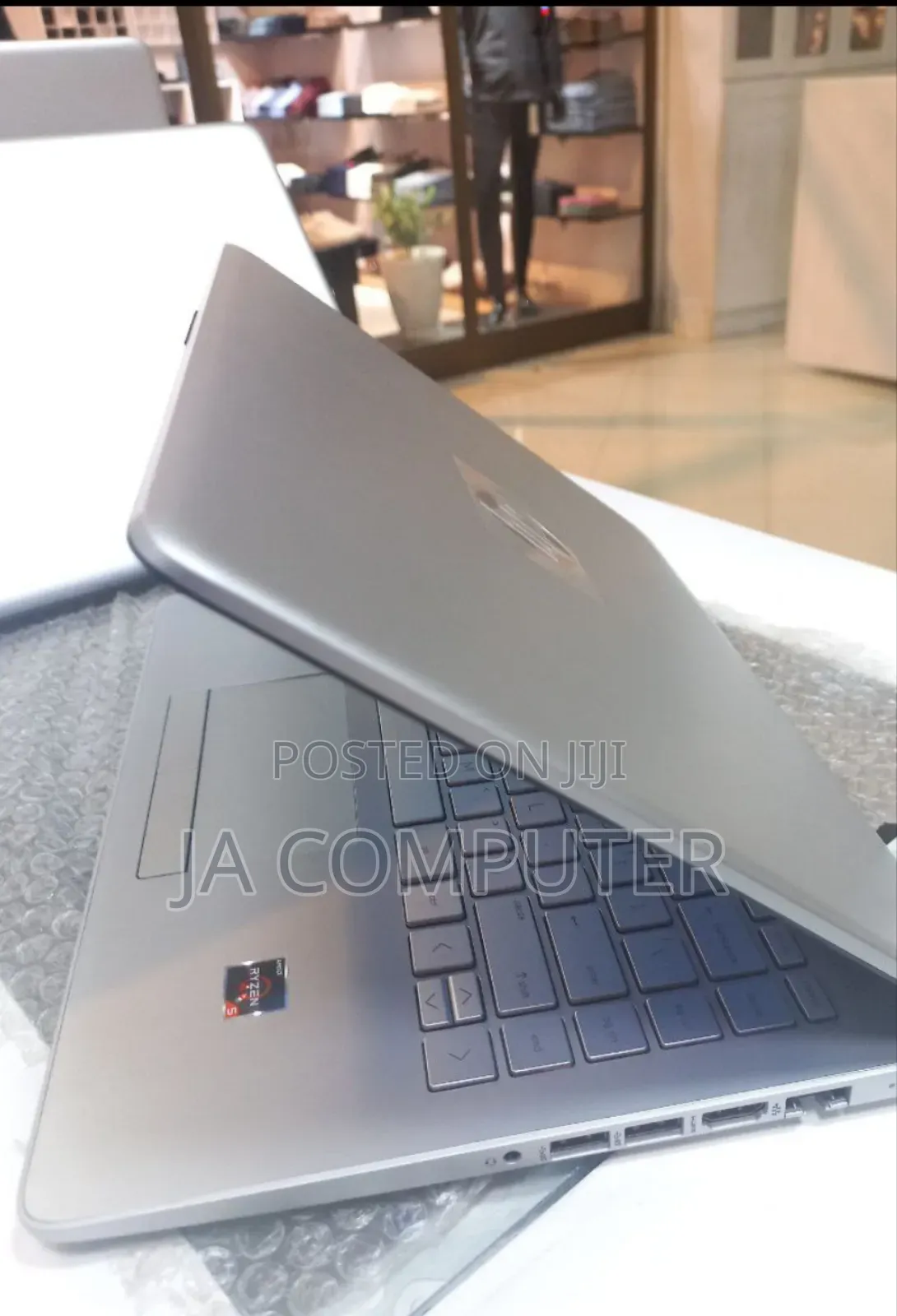 New Laptop HP Stream Notebook 8GB AMD Ryzen 5 SSD 512GB