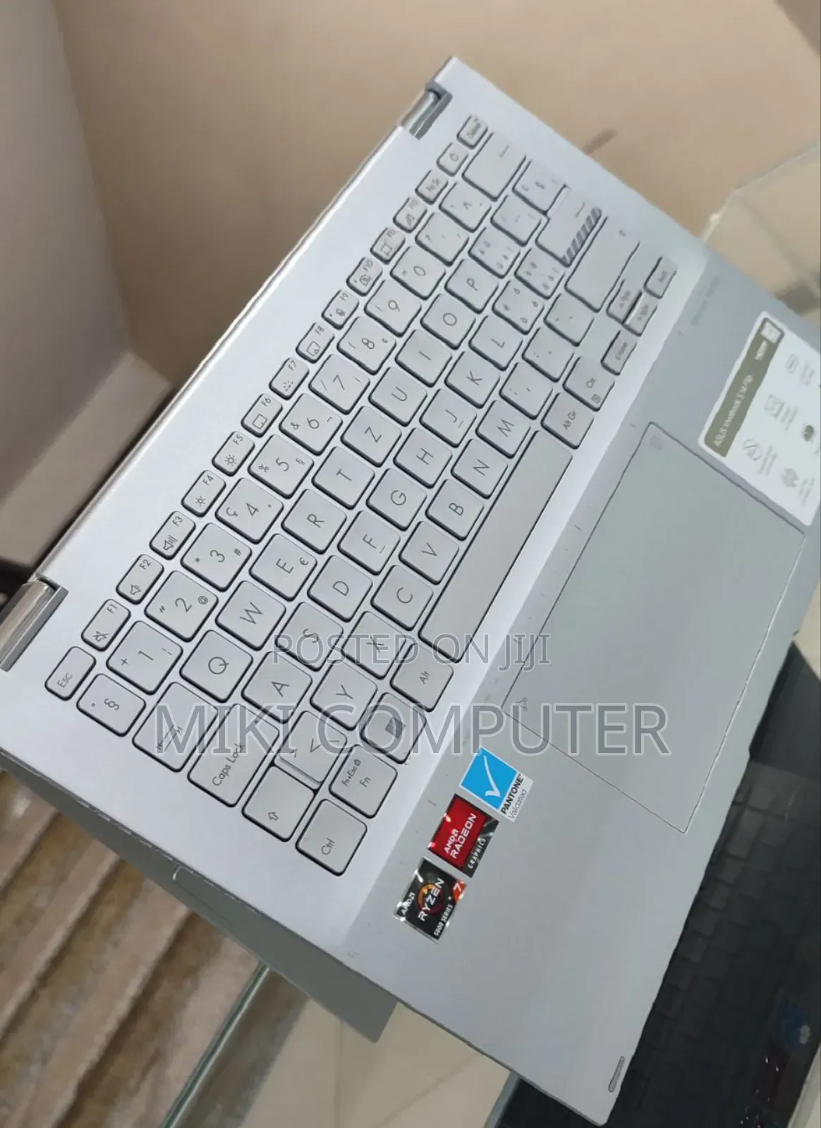 New Laptop Asus VivoBook 15 X505BA 16GB AMD Ryzen 7 SSD 512GB