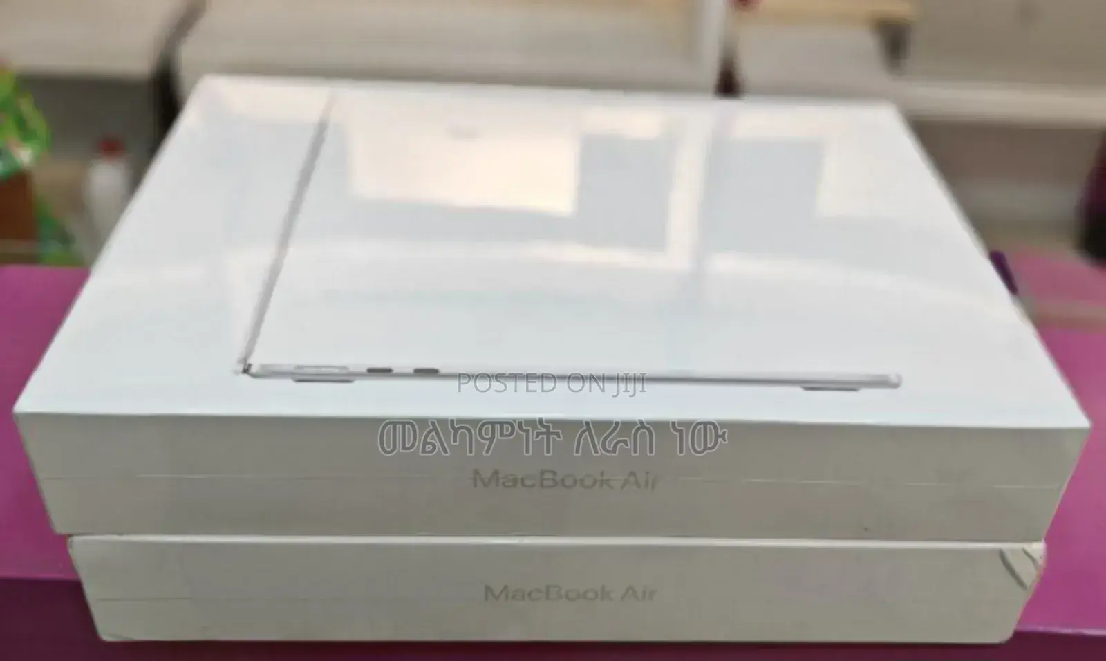 New Laptop Apple MacBook Air 2022 M2 8GB Apple M2 SSD 256GB