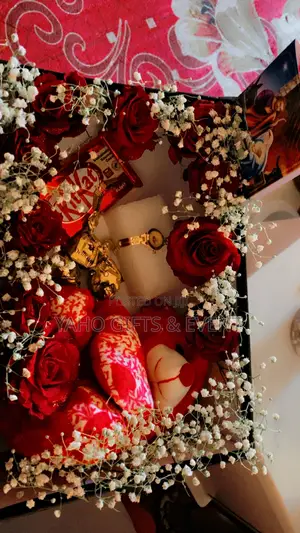 Yaho Valentine Gift Package