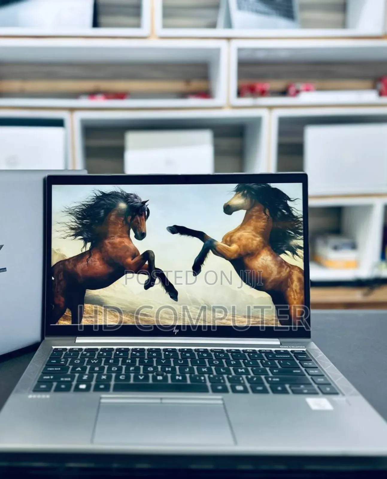 New Laptop HP ZBook Firefly G8 16GB Intel Core I7 SSD 512GB