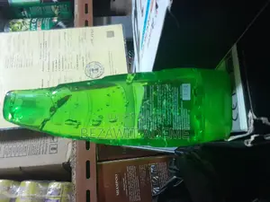 ALOE VERA Soothing and Moisturizing Gel