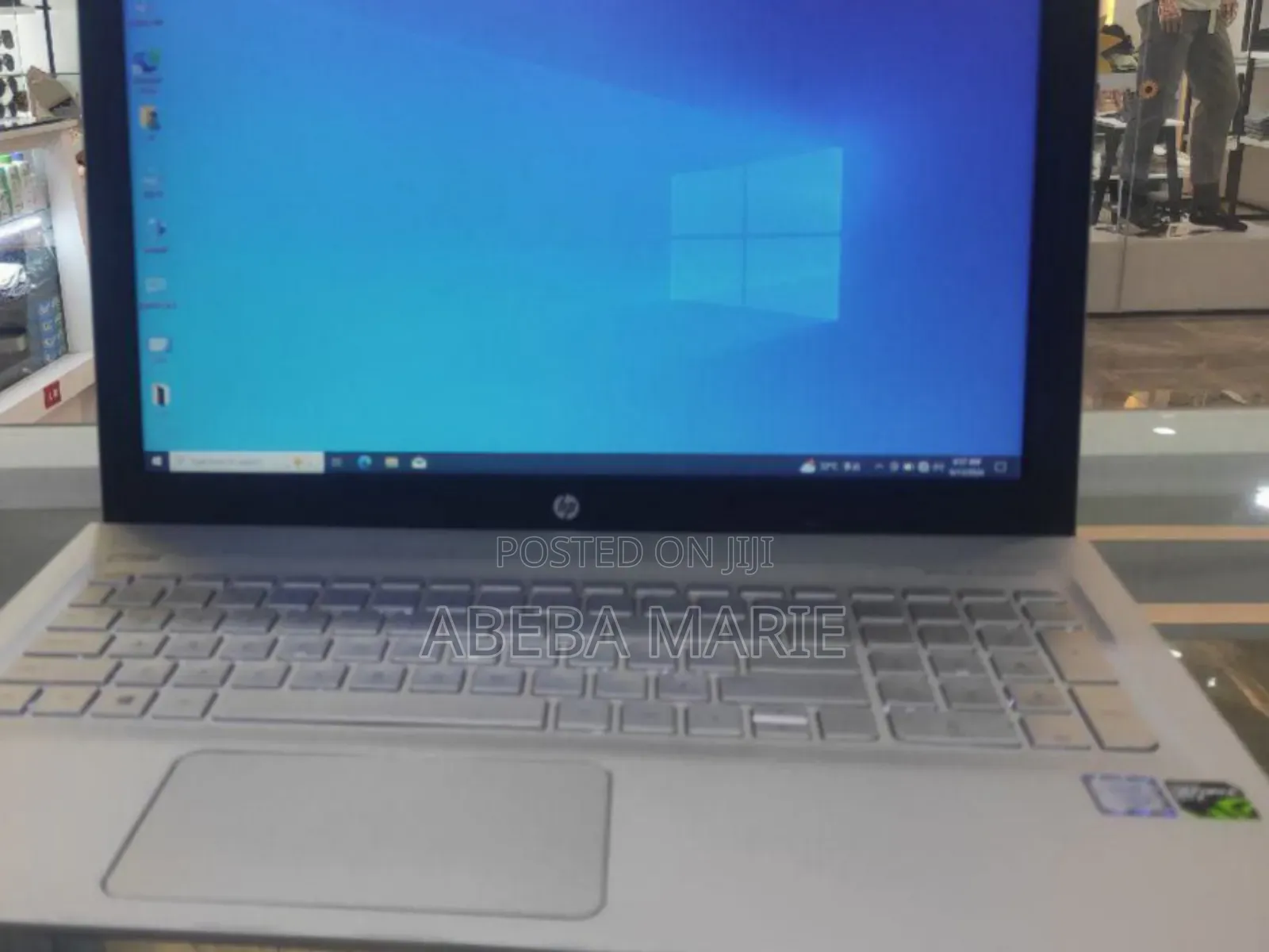 New Laptop HP Envy 15 8GB Intel Core I5 SSD 500GB