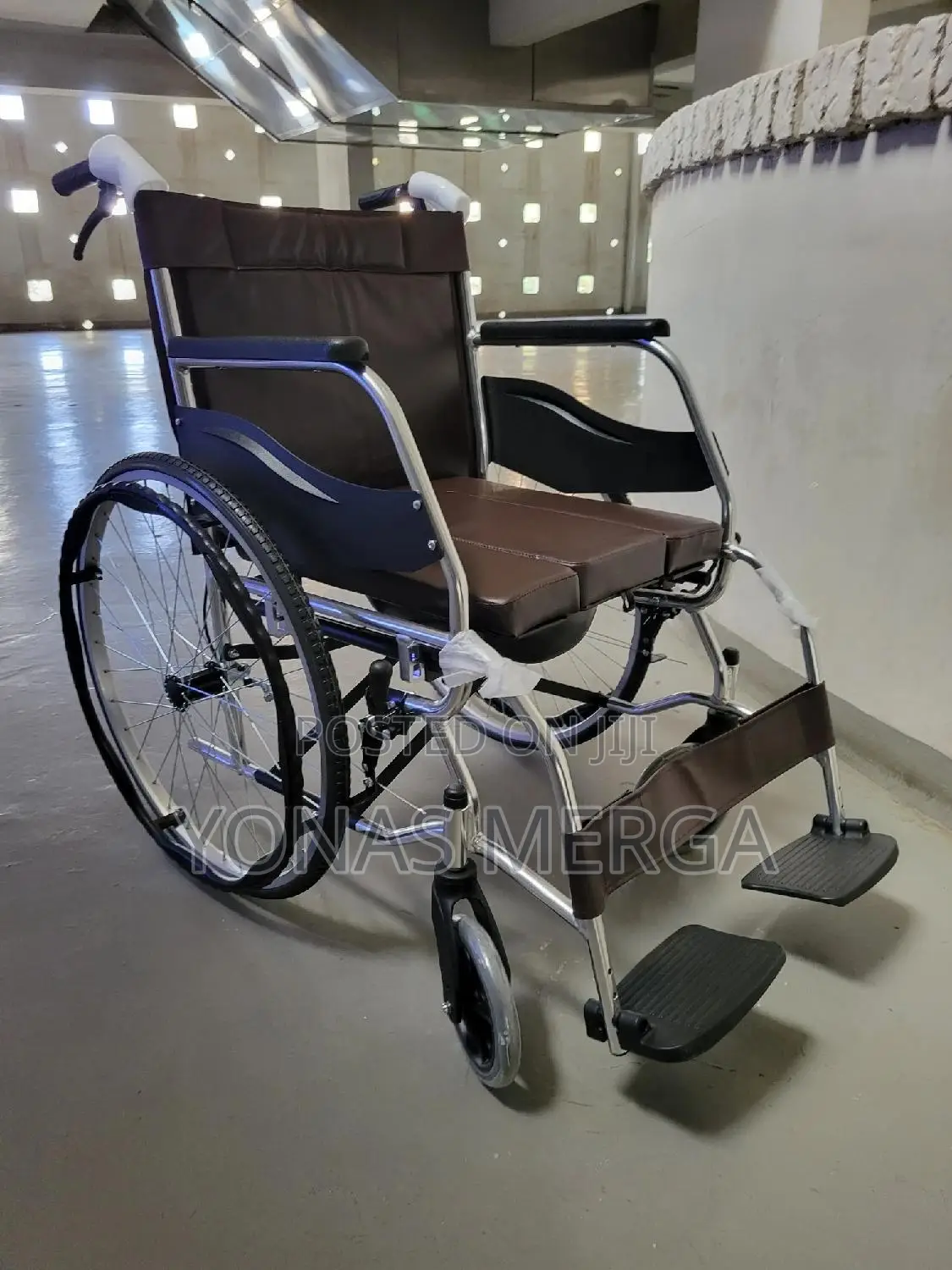 Wheelchair Armrests:Wheelchair፮5⁄8wheelchair፵呈wheelchair