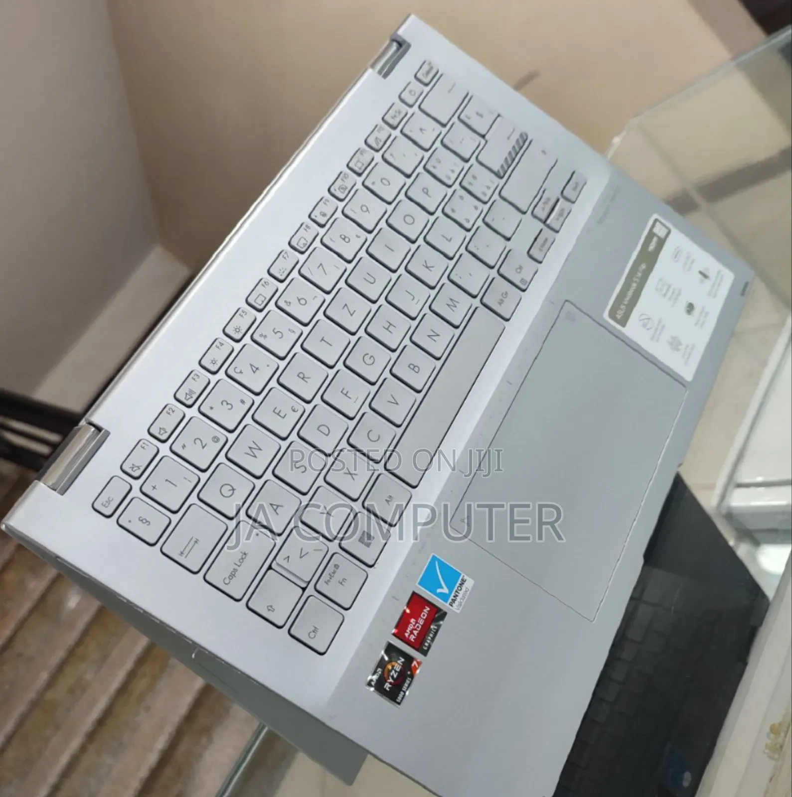 New Laptop Asus VivoBook 15 X505BA 16GB AMD Ryzen 7 SSD 512GB