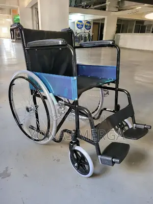 Folding Wheelchair: ዊልቼር¥፭roubust Steelframe፼°•Wheelchair