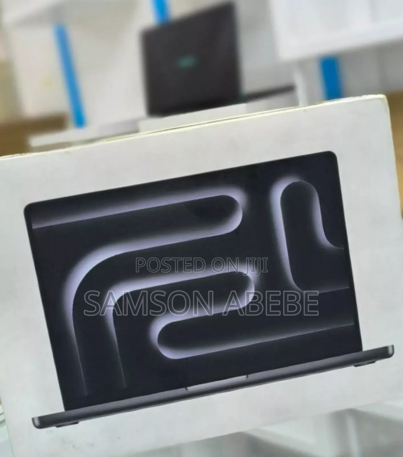 New Apple MacBook Pro 2023 M3 14-Inch 18GB Apple M3 Pro SSD 512GB