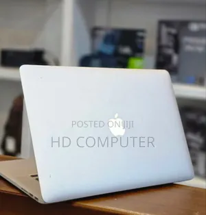 New Laptop Apple MacBook Pro 2015 16GB Intel Core I7 SSD 256GB