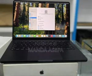 New Laptop Apple MacBook Pro 18GB Apple M3 SSD 512GB