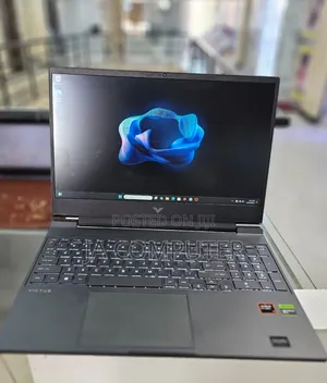 New Laptop HP Victus 15 16GB AMD Ryzen 7 SSD 1T