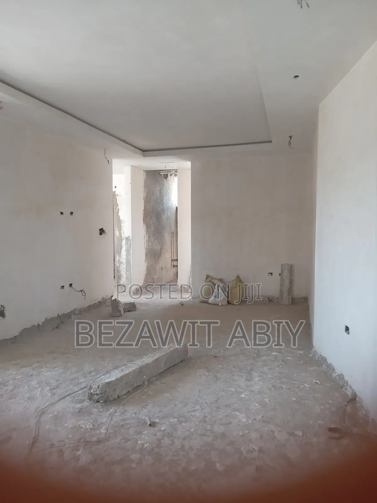 3bdrm Apartment in Yeka for sale