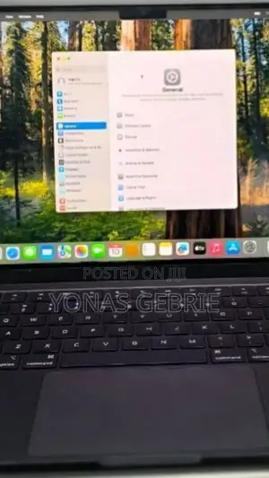 New Laptop Apple MacBook Pro 2023 M3 14-Inch 18GB SSD 512GB