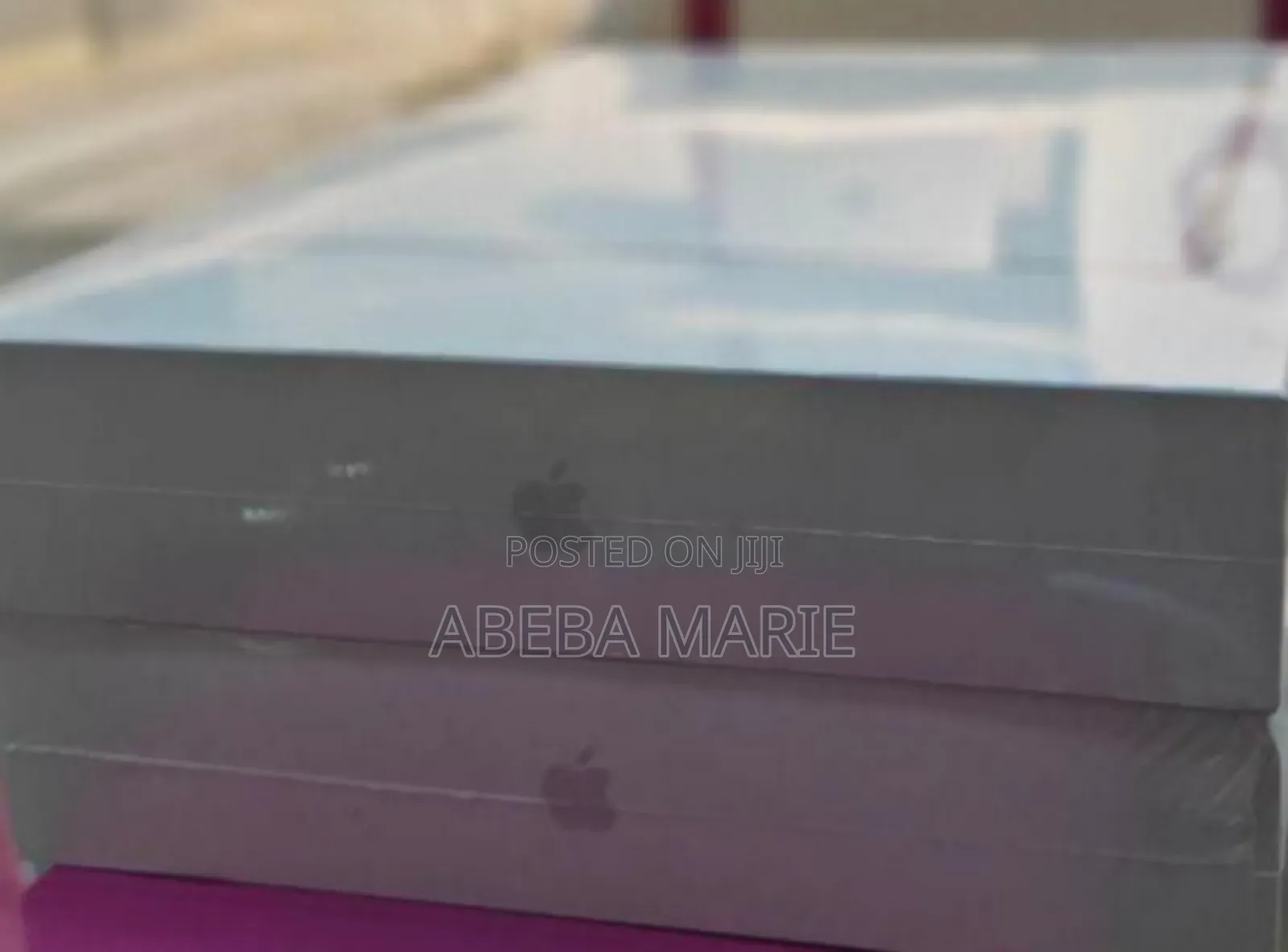 New Laptop Apple MacBook Air 2022 M2 8GB Apple M2 SSD 256GB