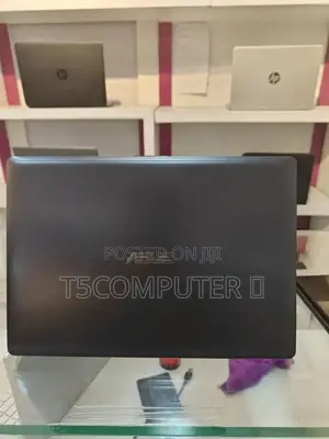 Laptop Asus ROG Strix G15 8GB Intel Core I5 HDD 512GB