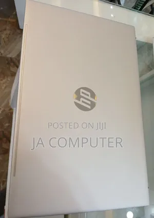 New Laptop HP Pavilion 15 8GB AMD Ryzen 5 SSD 512GB