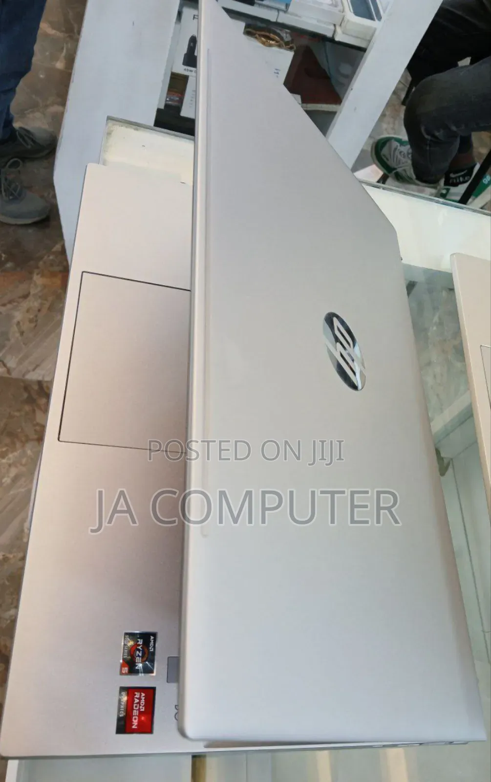 New Laptop HP Pavilion 15 8GB AMD Ryzen 5 SSD 512GB