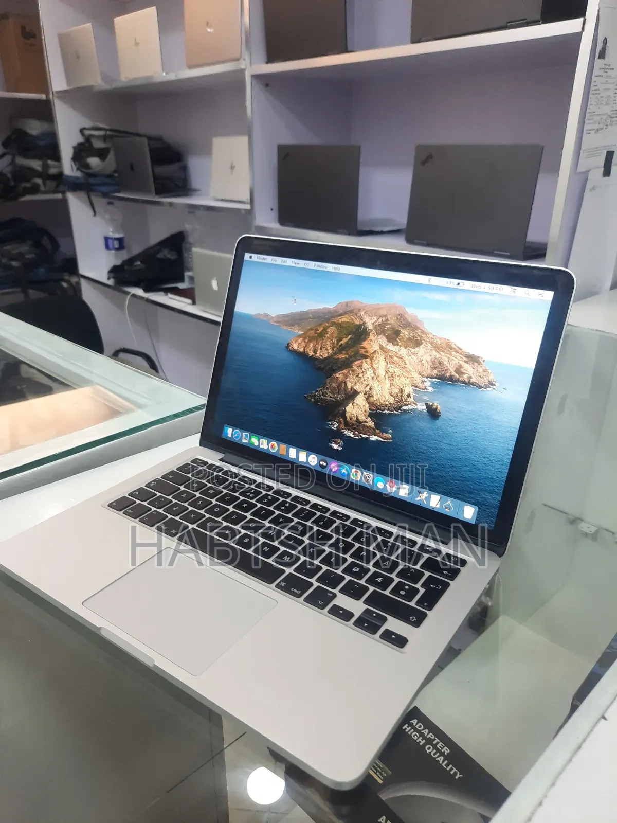 New Laptop Apple MacBook Pro 2015 8GB Intel Core I5 SSD 128GB