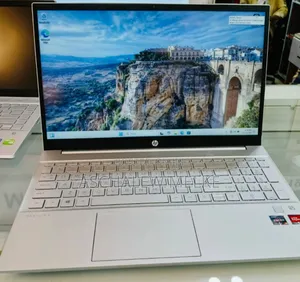 Laptop HP Pavilion 15 8GB AMD Ryzen 5 SSD 512GB
