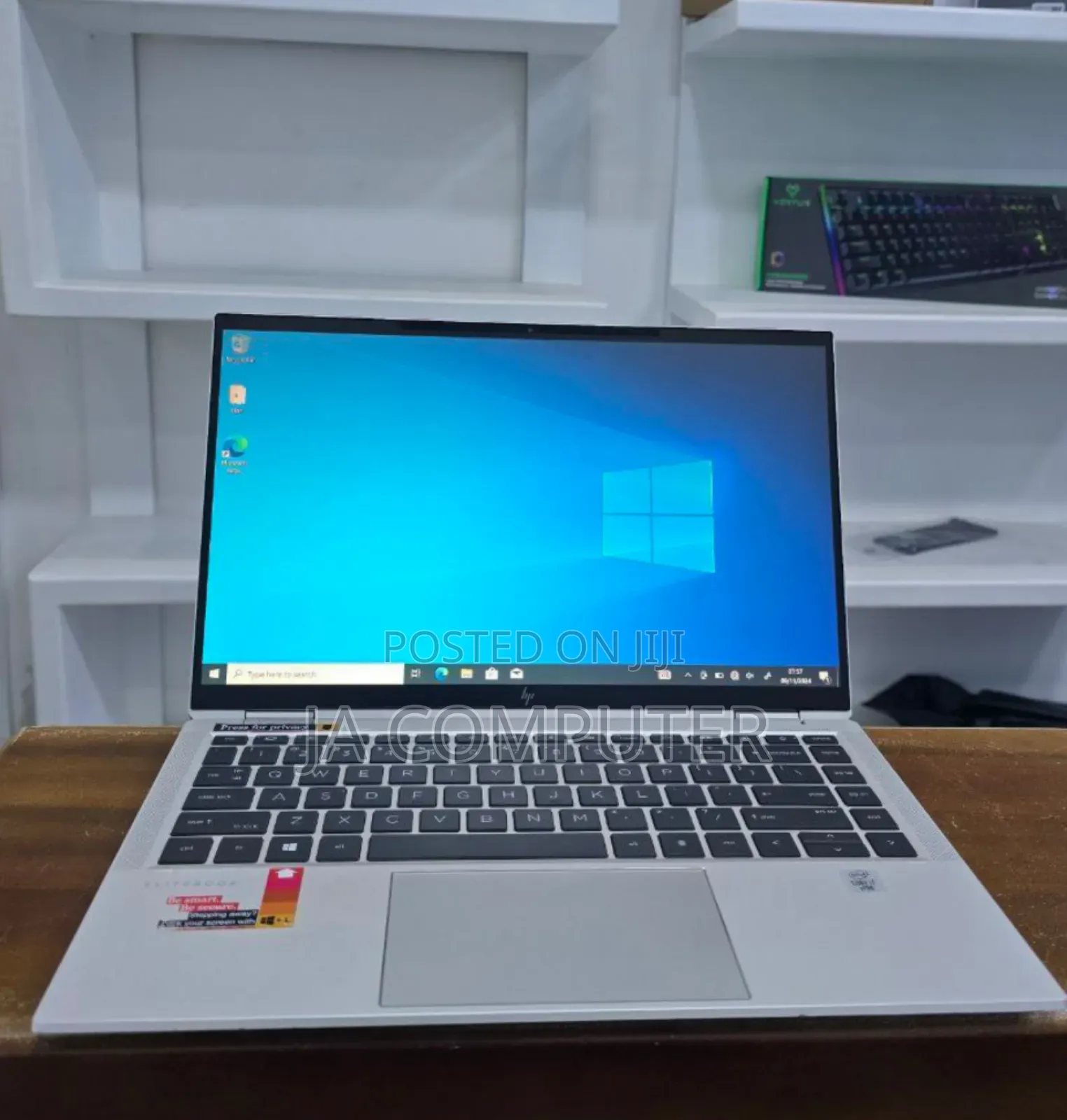 New Laptop HP EliteBook 1040 G8 16GB Intel Core I7 SSD 512GB