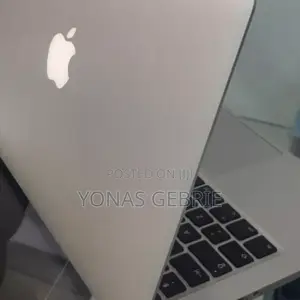 New Laptop Apple MacBook Pro 2015 8GB Intel Core I5 SSD 128GB