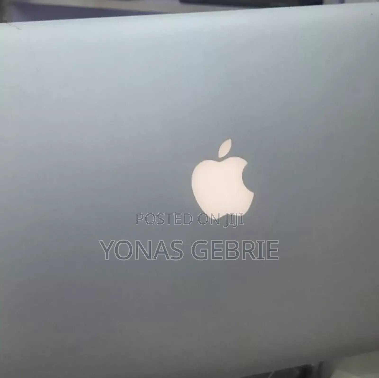 New Laptop Apple MacBook Pro 2015 8GB Intel Core I5 SSD 128GB