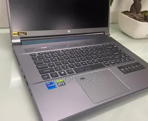 New Laptop Acer Predator Triton 500 SE 16GB Intel Core I7 SSD 2T