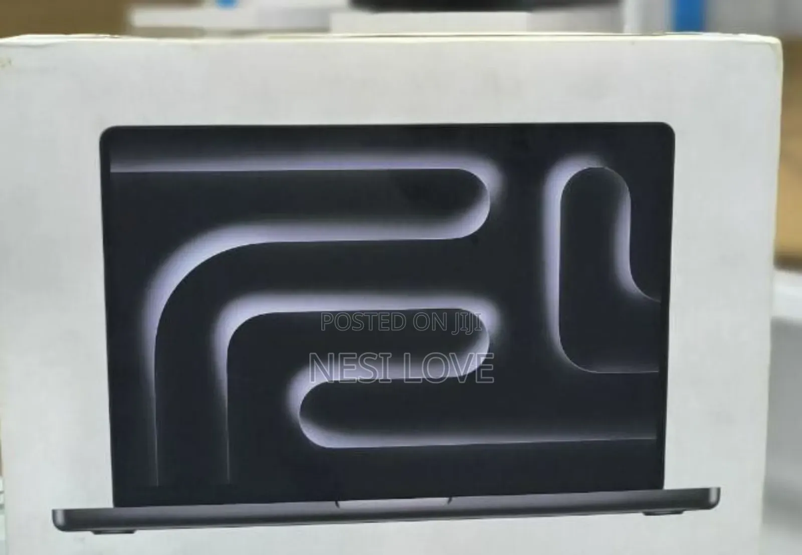 New Laptop Apple MacBook Pro 2023 M3 Pro 14-Inch 18GB SSD 512GB