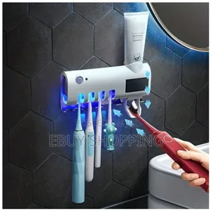 አንድ ጊዜ 4 ጥርስ ብሩሾችን የሚይዝ Toothbrush Sterilizer