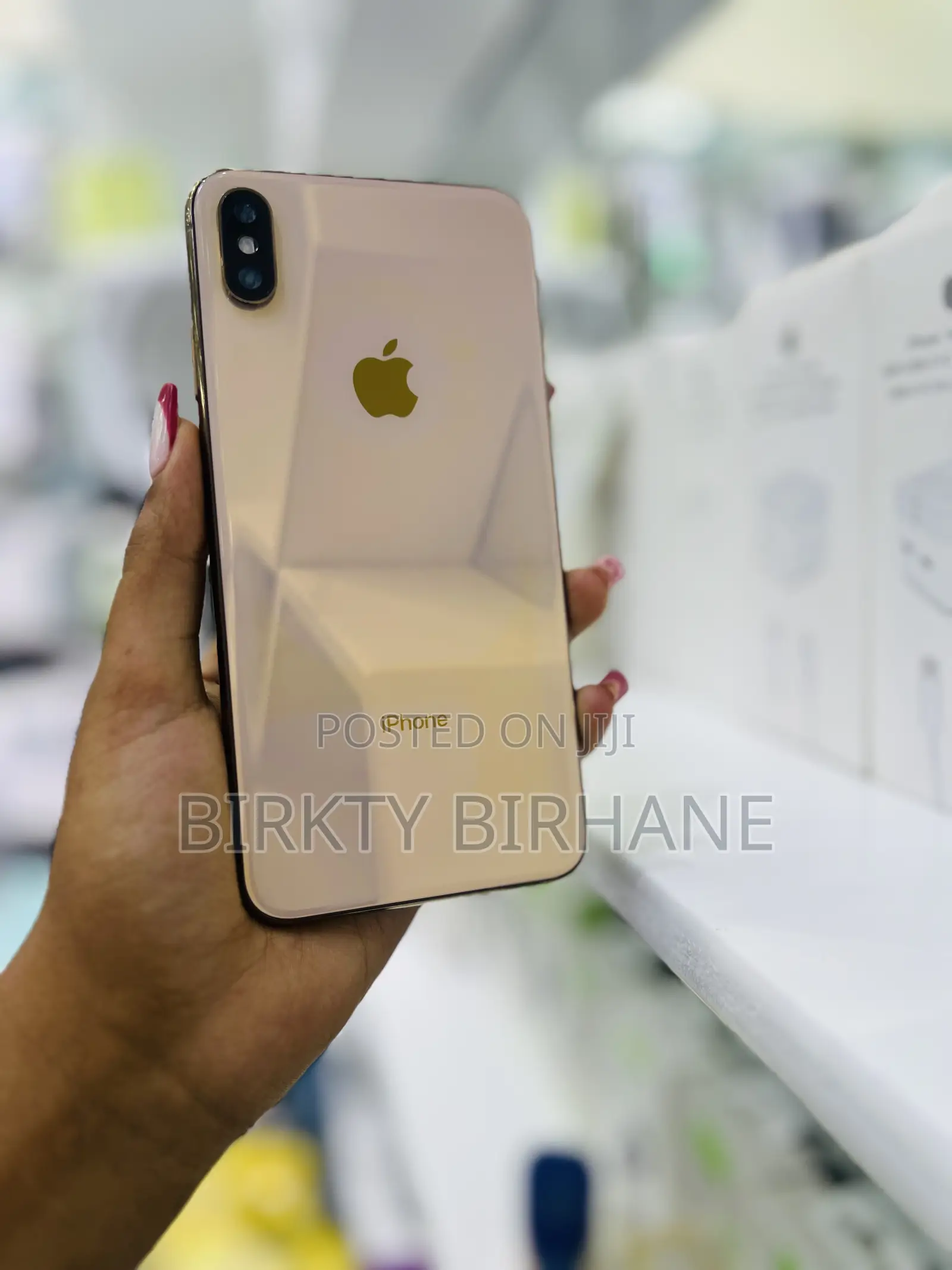 New Apple iPhone XS Max 64 GB Gold