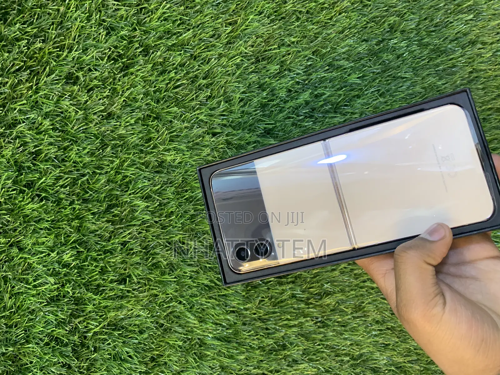 New Samsung Galaxy Z Flip4 256 GB Pink