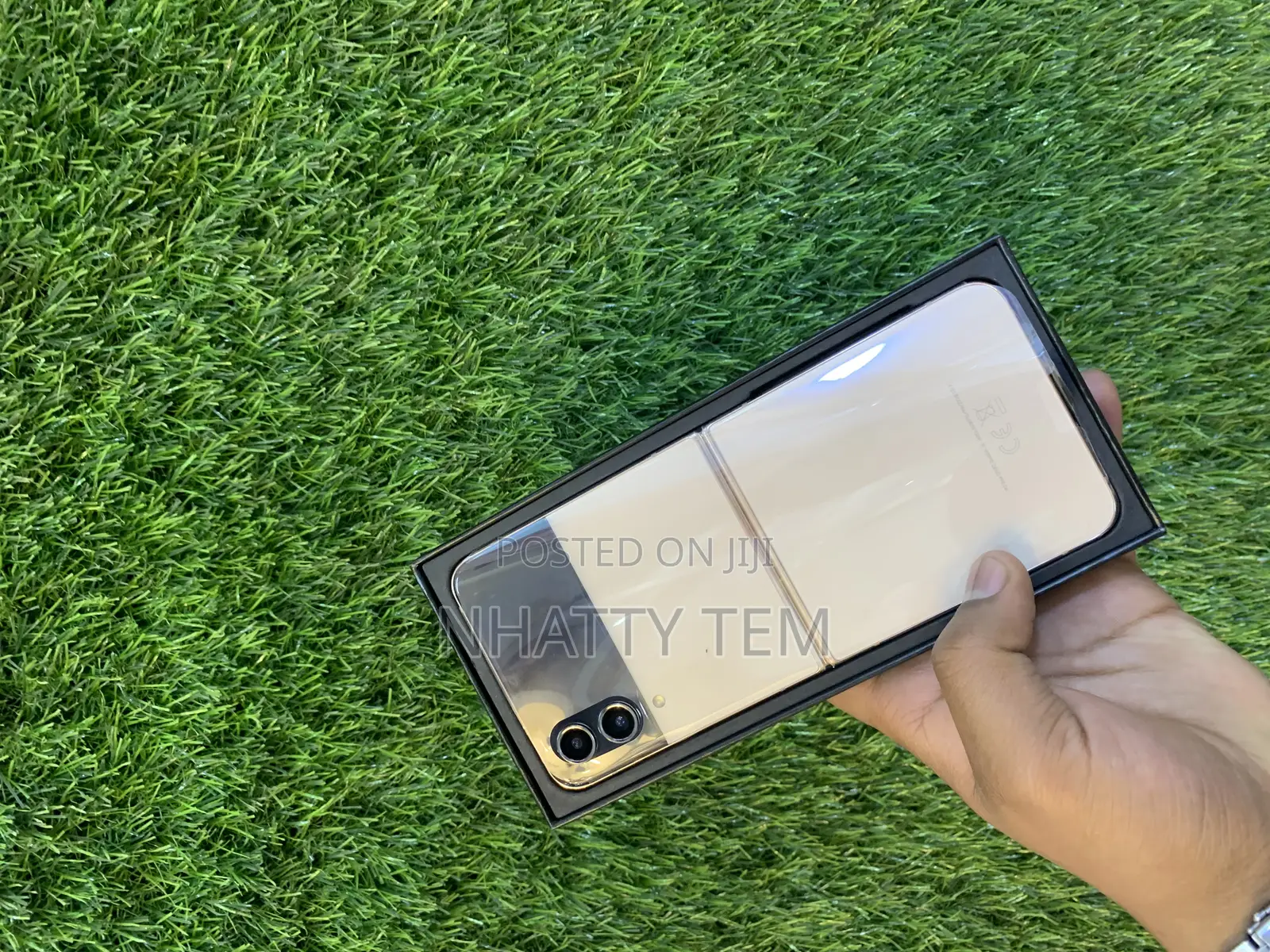 New Samsung Galaxy Z Flip4 256 GB Pink