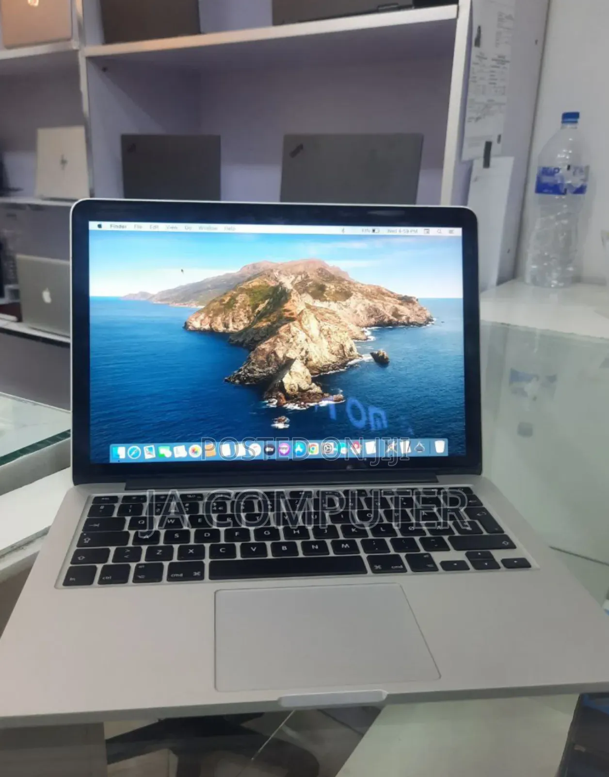 New Laptop Apple MacBook Pro 2015 8GB Intel Core I5 SSD 128GB