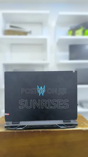 New Laptop Acer Predator Helios 300 16GB Intel Core I9 SSD 512GB