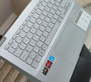 New Laptop Asus VivoBook 15 X505BA 16GB AMD Ryzen 7 SSD 512GB