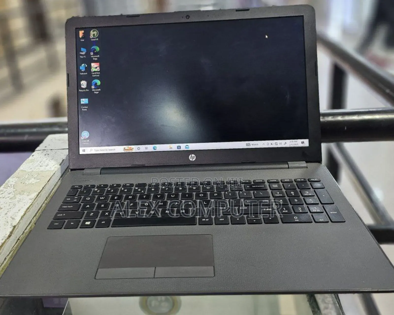 New Laptop HP Stream Notebook 8GB Intel Core i5 HDD 1T