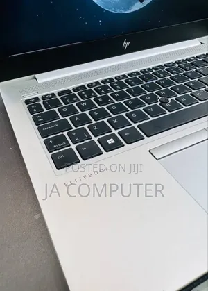 New Laptop HP EliteBook 840 G5 16GB Intel Core I5 SSD 512GB