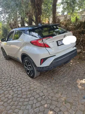 Toyota C-HR 2021 White