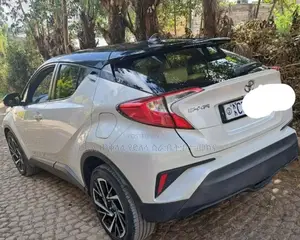 Toyota C-HR 2021 White