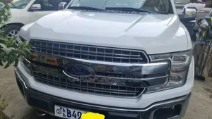 Photo - Ford F-150 2019 White