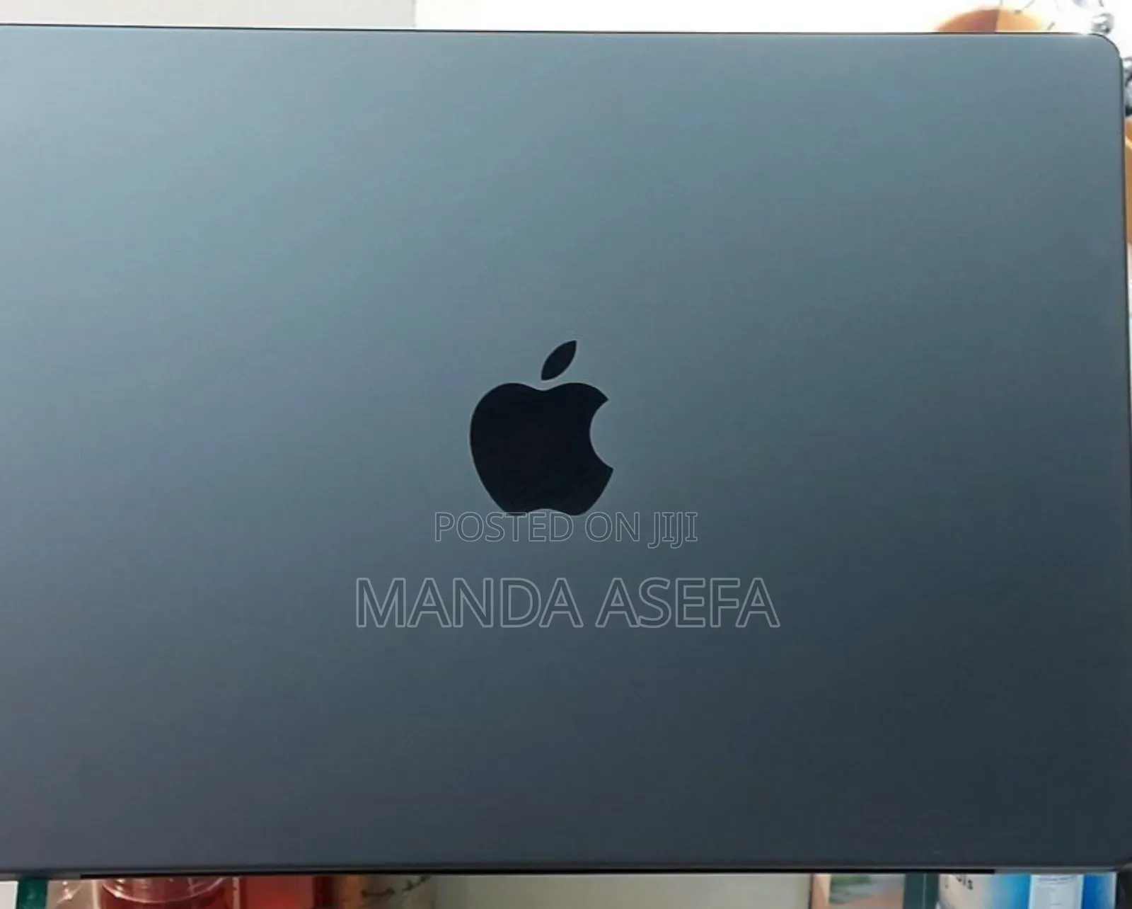 New Laptop Apple MacBook Pro 18GB Apple M3 SSD 512GB