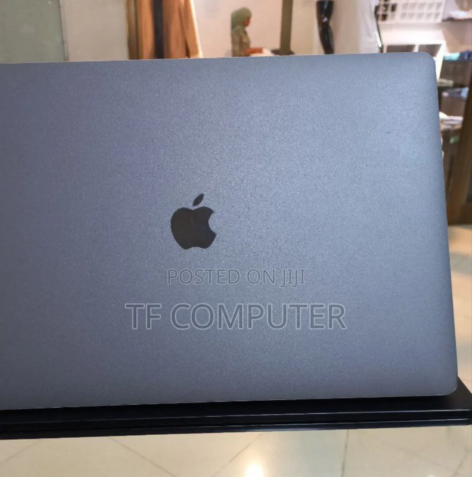 New Laptop Apple MacBook Pro 2016 16GB Intel Core I7 SSD 512GB