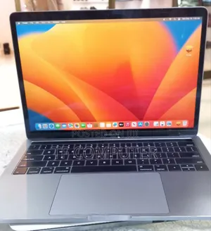 Photo - New Laptop Apple MacBook Pro 2017 8GB Intel Core I5 SSD 256GB