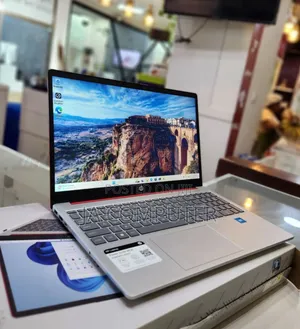 New Laptop HP Stream Notebook 4GB Intel Celeron SSD 128GB