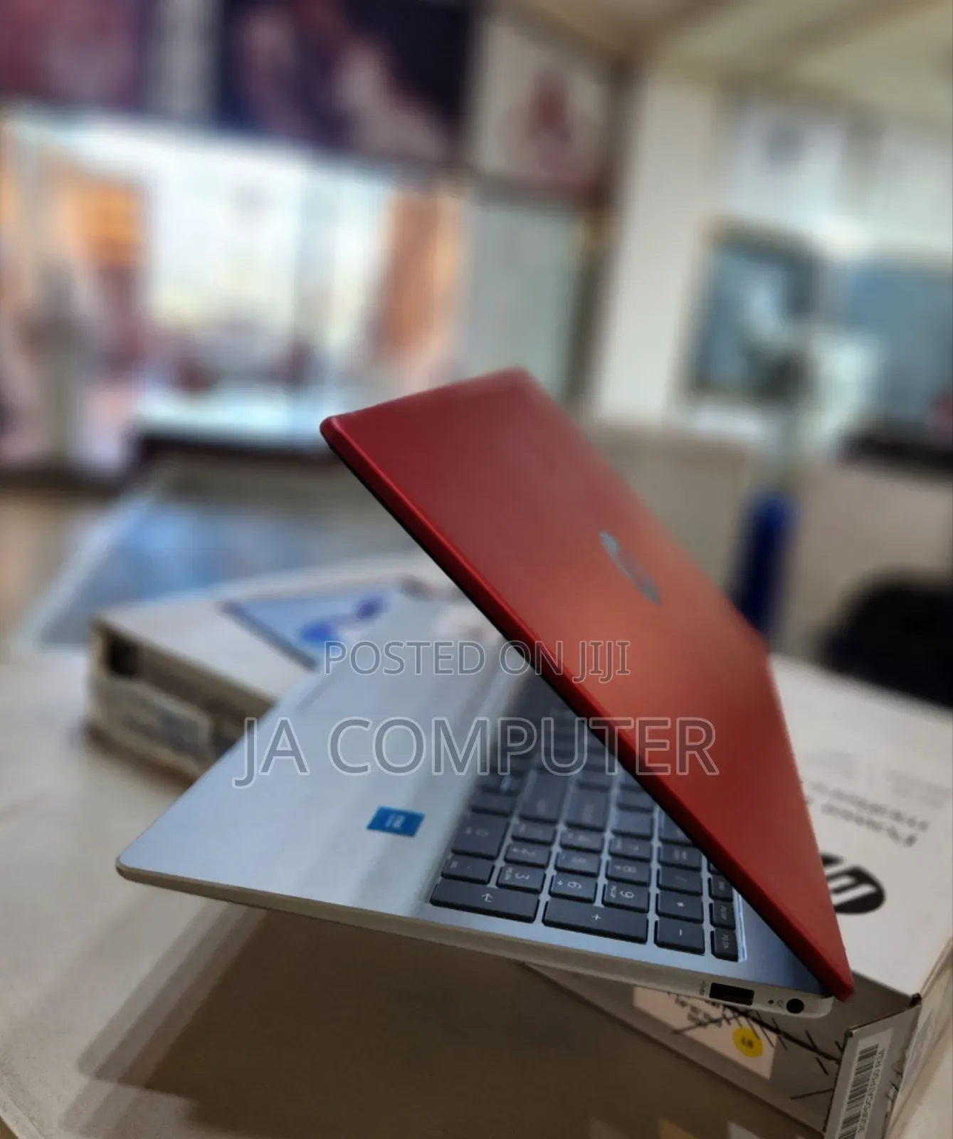 New Laptop HP Stream Notebook 4GB Intel Celeron SSD 128GB