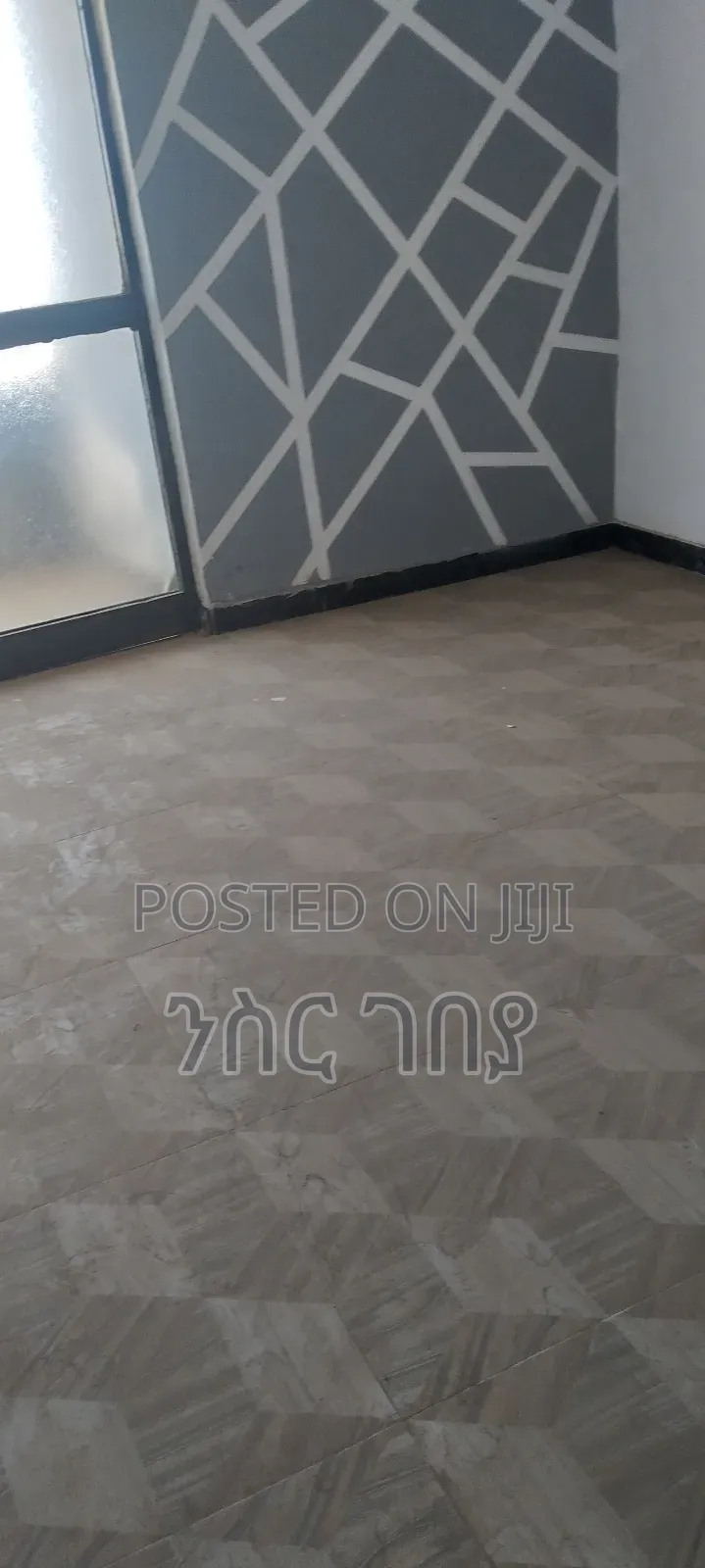 Furnished 3bdrm Condo in Bole Arabsa, Yeka for sale